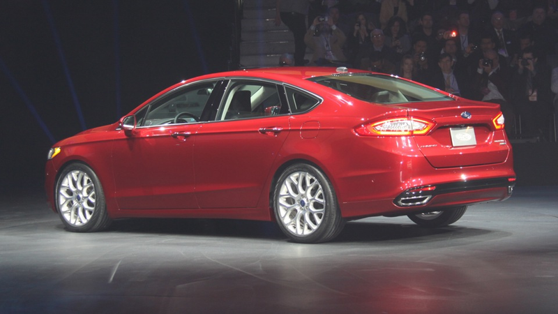 Illustration for article titled 2013 Ford Fusion Live Gallery